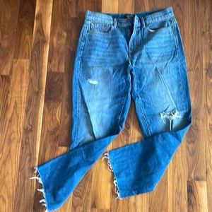 Like new Banana Republic vintage jean, straight size 28